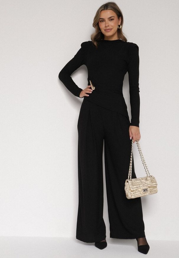 Born2be - Czarny Elegancki Komplet Szerokie Spodnie i Bluzka z Usztywnianymi Ramionami Sewesta. Kolor: czarny