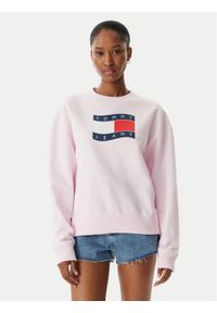 Tommy Jeans Bluza Wavy Flag DW0DW22742 Różowy jasny Boxy Fit. Kolor: różowy. Materiał: bawełna #1
