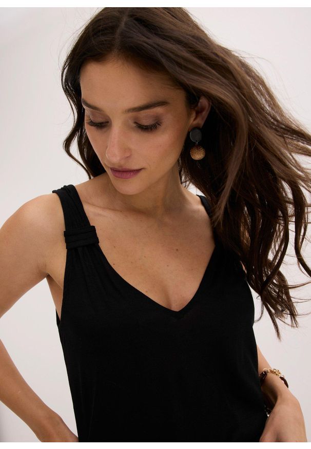 bonprix - Top z dżerseju z czystej wiskozy. Kolor: czarny. Materiał: wiskoza, jersey. Długość rękawa: na ramiączkach