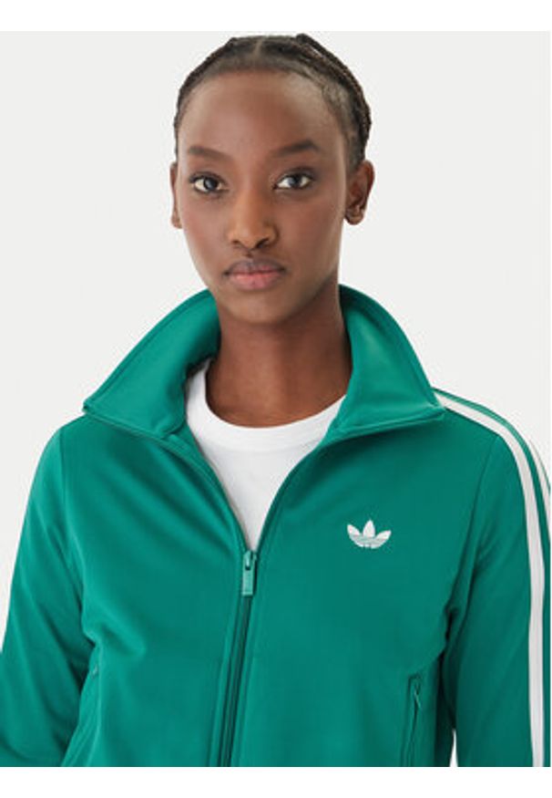Adidas - adidas Bluza Firebird Classic KD1333 Zielony Regular Fit. Kolor: zielony. Materiał: syntetyk