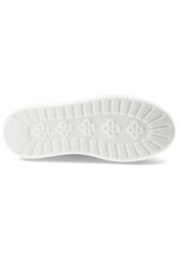 Sneakersy damskie Filippo, cholewka ze skóry naturalnej zamszowej perforowane wstawki po bokach wiązany fason, zielone, DP7520/26. Okazja: na co dzień. Zapięcie: sznurówki. Kolor: zielony. Materiał: skóra, zamsz. Szerokość cholewki: normalna. Obcas: na platformie. Styl: casual #5