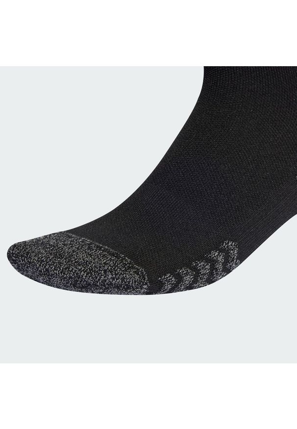 Adidas - Getry adi 24 AEROREADY Football Knee. Kolor: czarny, szary, biały, wielokolorowy. Materiał: materiał. Sport: piłka nożna