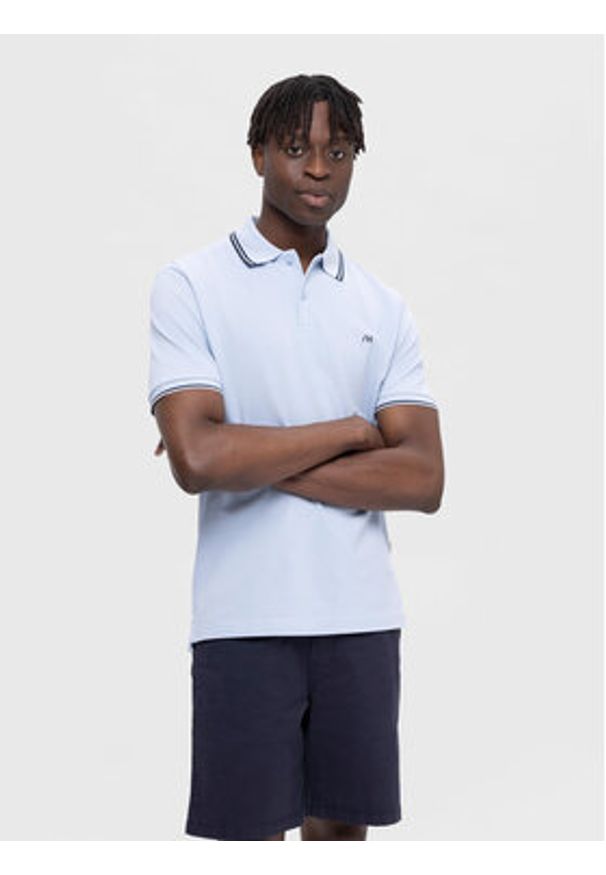Selected Homme Polo 16087840 Błękitny Regular Fit. Typ kołnierza: polo. Kolor: niebieski. Materiał: bawełna