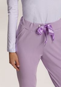 Renee - Lawendowe Spodnie Dresowe Mistwing. Kolor: fioletowy. Materiał: dresówka. Długość: długie #3