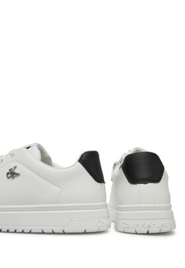 Calvin Klein Jeans Sneakersy V3X9-82085-1355X002 Biały. Kolor: biały. Materiał: skóra