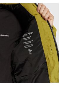 Calvin Klein Kurtka puchowa Crinkle K10K110336 Zielony Regular Fit. Kolor: zielony. Materiał: puch, syntetyk #4