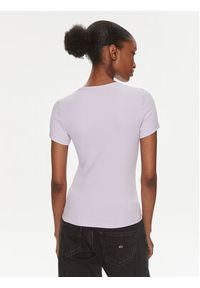 Tommy Jeans T-Shirt Badge DW0DW17881 Fioletowy Slim Fit. Kolor: fioletowy. Materiał: bawełna