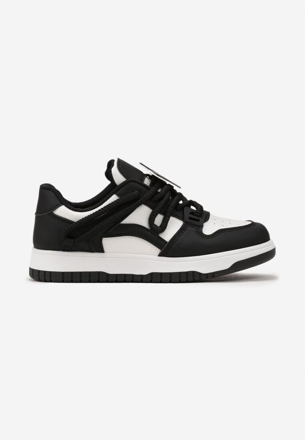 Born2be - Czarne Sneakersy z Grubymi Sznurówkami i Gwiazdką Ralinta. Nosek buta: okrągły. Zapięcie: sznurówki. Kolor: czarny. Sezon: jesień, lato, wiosna. Obcas: na obcasie. Wysokość obcasa: niski