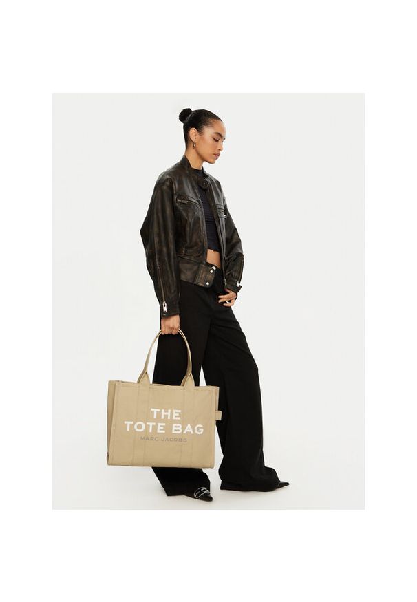MARC JACOBS - Torebka Marc Jacobs. Kolor: beżowy