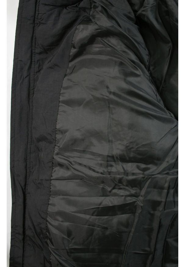 Brave Soul - Kurtka Czarna Dłuższa Jesienno-Zimowa z Odpinanym Kapturem, Męska, Ocieplana -BRAVE SOUL. Typ kołnierza: kołnierzyk stójkowy. Kolor: czarny. Materiał: poliester, tkanina. Długość: długie. Sezon: zima, jesień