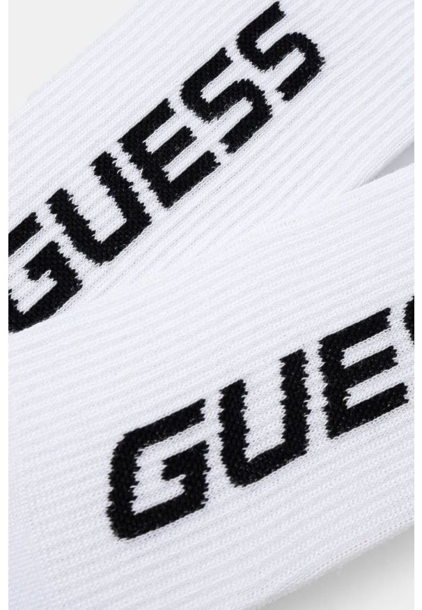 Guess - GUESS Białe sportowe skarpetki męskie Arlo. Kolor: biały. Materiał: dzianina