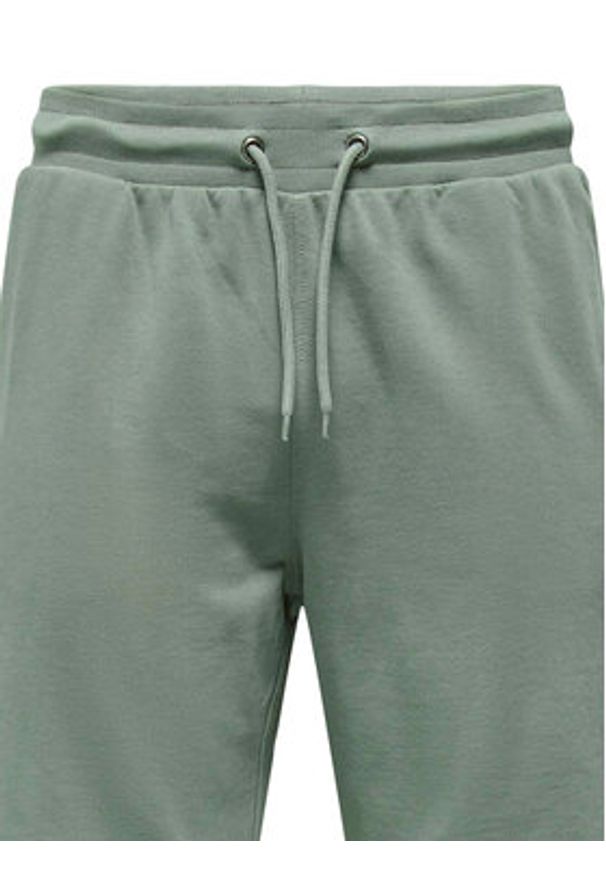Only & Sons Szorty sportowe Neil 22015623 Zielony Regular Fit. Kolor: zielony. Materiał: bawełna. Styl: sportowy