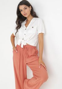 Born2be - Różowe Brzoskwiniowe Szerokie Spodnie z Wiskozy Zyona. Okazja: na co dzień. Kolor: różowy. Materiał: wiskoza. Styl: elegancki, casual #4