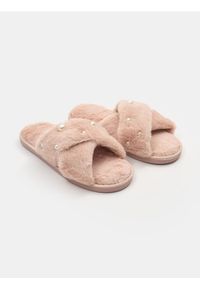 Sinsay - Kapcie ze sztucznym futerkiem - różowy. Kolor: różowy. Materiał: futro #1
