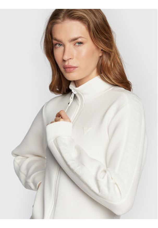 Guess Bluza Allie V2YQ17 K7UW2 Biały Regular Fit. Kolor: biały. Materiał: wiskoza