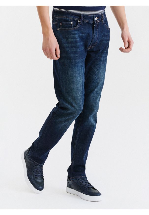 Pako Lorente - PAKO LORENTE – Granatowe spodnie męskie jeansowe. Okazja: na co dzień. Kolor: niebieski. Materiał: jeans. Długość: długie. Styl: casual