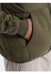 Ombre Clothing - Pikowana męska kurtka z kapturem i dzianinowymi rękawami – oliwkowa V4 - Rozmiar: M. Typ kołnierza: kaptur. Kolor: oliwkowy. Materiał: dzianina. Wzór: gładki. Styl: sportowy, elegancki #7