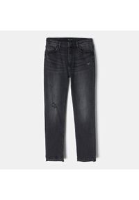 Mohito - Jeansy slim fit - Szary. Kolor: szary. Materiał: jeans #1