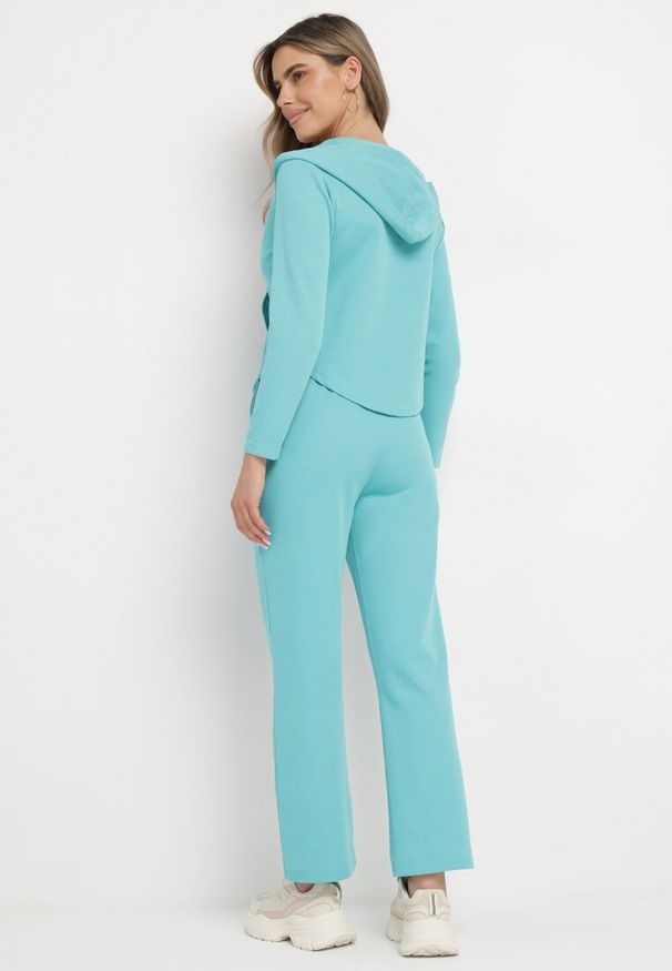 Born2be - Niebieski Komplet Dresowy Bluza z Kapturem i Szerokie Spodnie z Gumką w Pasie Arsiac. Kolor: zielony. Materiał: dresówka