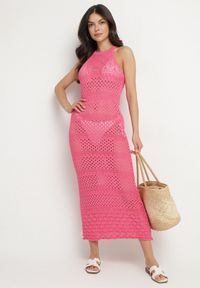 Born2be - Różowa Sukienka o Taliowanym Kroju z Ażurowej Dzianiny Tiamisse. Kolor: różowy. Materiał: dzianina. Wzór: ażurowy. Sezon: lato. Typ sukienki: oversize. Styl: elegancki #3