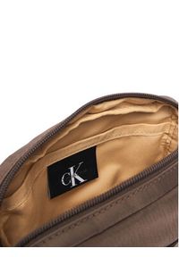 Calvin Klein Saszetka Bold Clrblk Square Crossobdy LV04D3519G Brązowy. Kolor: brązowy. Materiał: materiał #5