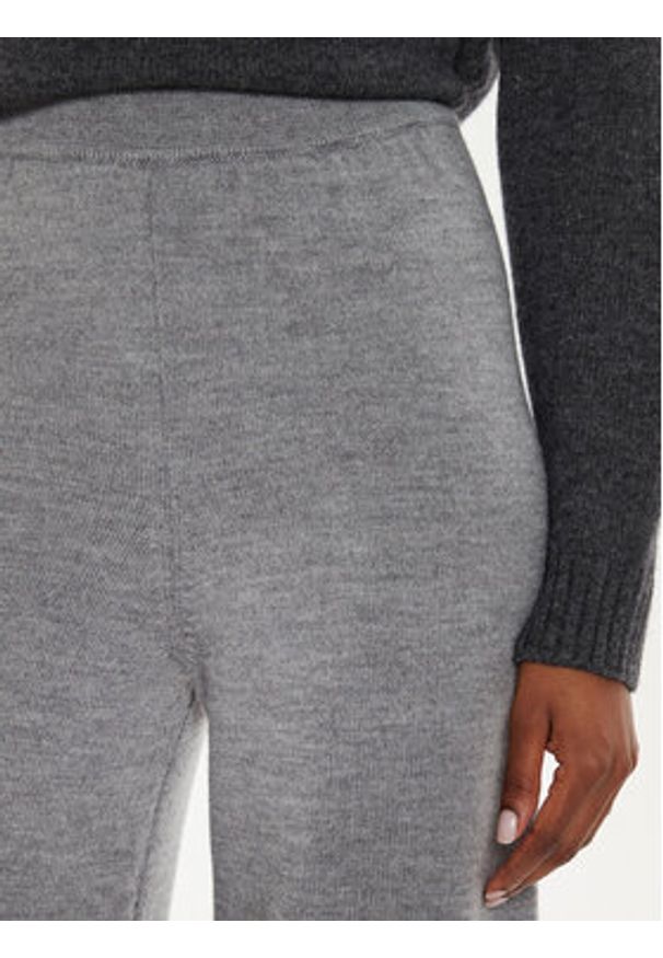 Weekend Max Mara Spodnie dzianinowe Epopea 2426336038 Szary Regular Fit. Kolor: szary. Materiał: wełna