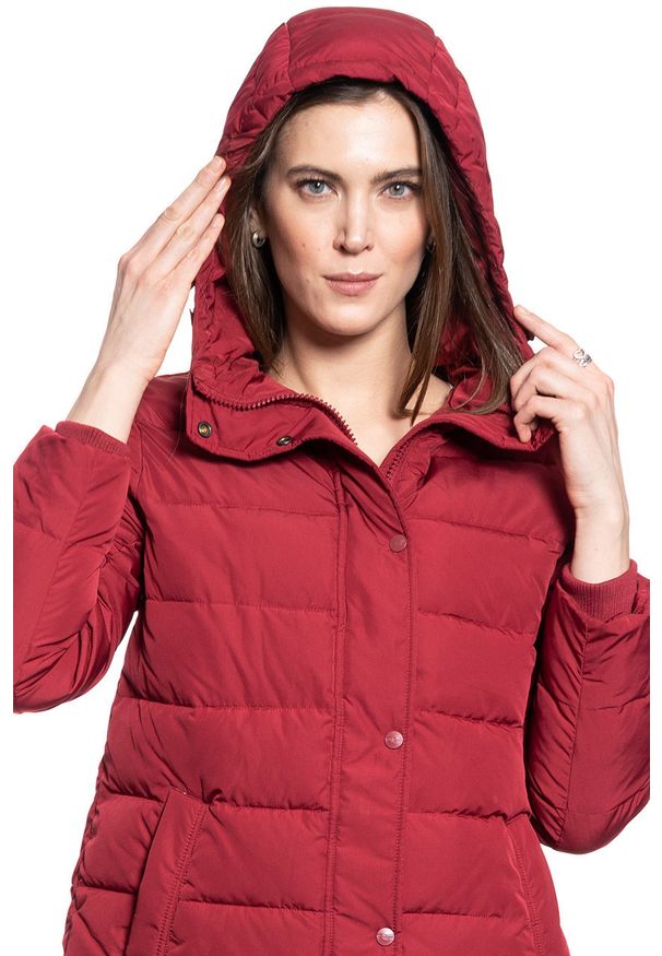 Wrangler - DAMSKA KURTKA ZIMOWA WRANGLER LONG PUFFER RUMBA RED W4Q4VJR05 112129197. Sezon: zima