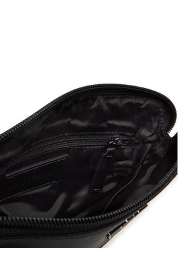 Emporio Armani Saszetka EM001807 AF13454 UC001 Czarny. Kolor: czarny. Materiał: skóra