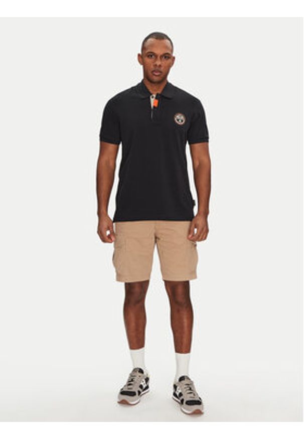 Napapijri Polo E-Clanis NP0A4ID39411 Czarny Regular Fit. Typ kołnierza: polo. Kolor: czarny. Materiał: bawełna