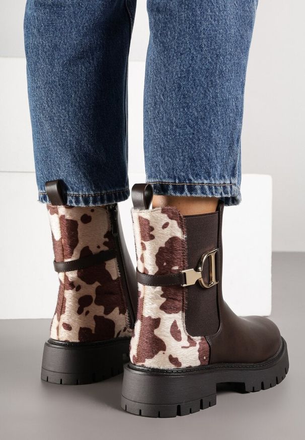 Born2be - Brązowe Botki Sztyblety w Krowie Łaty Zdobione Elegancką Aplikacją Nalamesa. Okazja: na spacer. Kolor: brązowy. Materiał: jeans, dzianina. Wzór: aplikacja. Styl: elegancki