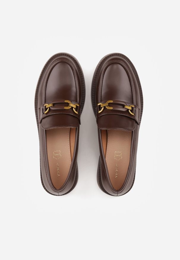 Born2be - Brązowe Klasyczne Mokasyny VICES z Elegancką Aplikacją i Skórzaną Wkładką Anatope. Okazja: na co dzień, do pracy, na spotkanie biznesowe. Kolor: brązowy. Materiał: skóra. Wzór: aplikacja. Styl: klasyczny, elegancki