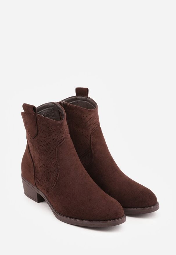 Renee - Brązowe Ażurowe Botki na Słupku Typu Kowbojki Iolerine. Kolor: brązowy. Materiał: jeans, skóra. Wzór: ażurowy. Obcas: na słupku. Styl: elegancki, boho
