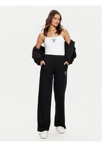 Guess Top V5RP08 KCOA2 Biały Regular Fit. Kolor: biały. Materiał: wiskoza