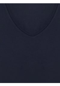 Big-Star - Koszulka damska o luźnym kroju granatowa Valeria 403. Okazja: na co dzień. Typ kołnierza: dekolt w serek. Kolor: niebieski. Materiał: dzianina, wiskoza, skóra, jeans. Styl: casual, elegancki, klasyczny #2