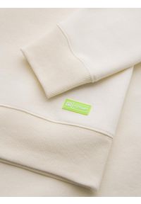 Ombre Clothing - Klasyczna bluza dresowa unisex z okrągłym dekoltem – kremowa V2 OU-SNBC-0104 - XL/XXL. Kolor: kremowy. Materiał: dresówka. Wzór: aplikacja. Styl: klasyczny #9