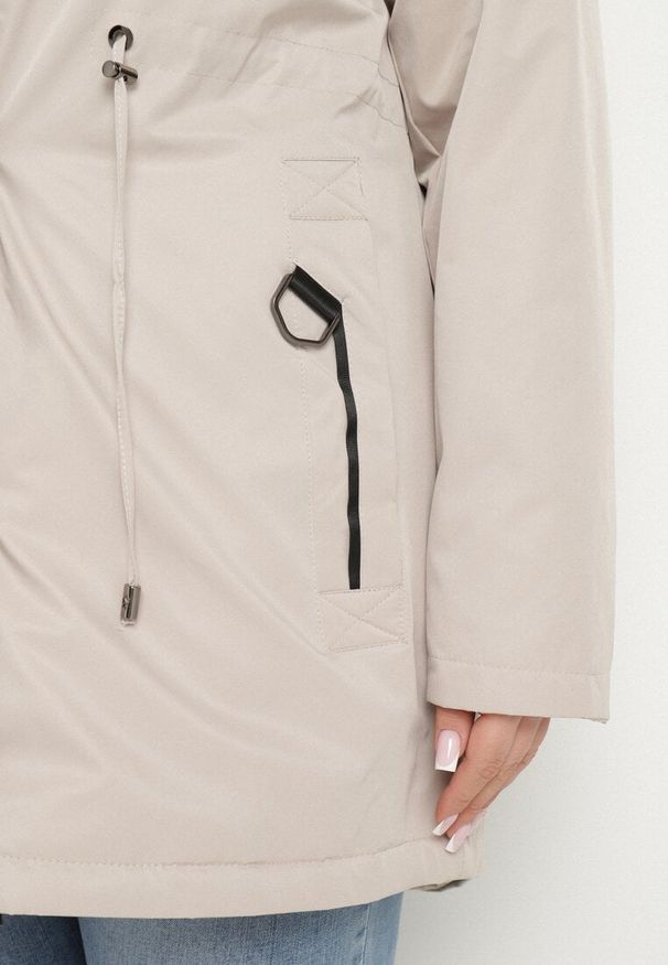 Born2be - Beżowa Kurtka Dwustronna Parka z Kapturem Lannaria. Typ kołnierza: kaptur. Kolekcja: plus size. Kolor: beżowy. Wzór: gładki