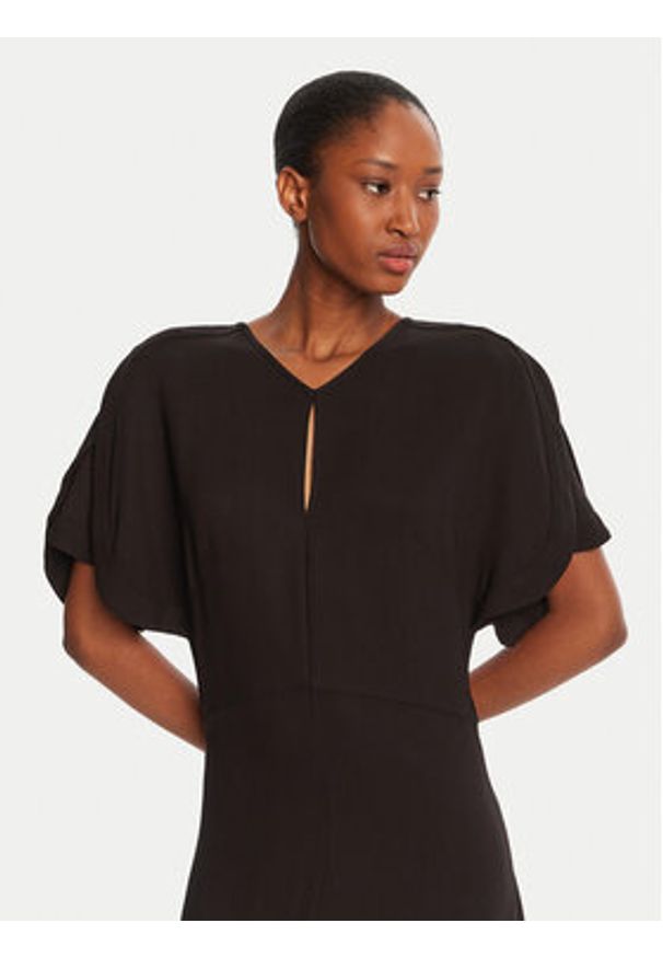 BOSS Sukienka koktajlowa Denaz 50546587 Czarny Regular Fit. Kolor: czarny. Materiał: wiskoza. Styl: wizytowy