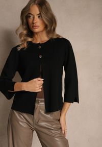 Renee - Czarny Elegancki Kardigan o Trapezowym Fasonie Zapinany na Dwa Guziki Unalia. Typ kołnierza: golf. Kolor: czarny. Długość: krótkie. Styl: elegancki #4
