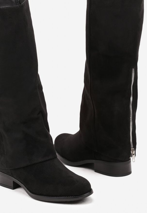 Renee - Czarne Ekozamszowe Kozaki na Płaskiej Podeszwie z Cholewką Imitującą Nogawkę Realeira. Okazja: na co dzień. Kolor: czarny. Materiał: jeans. Szerokość cholewki: normalna. Obcas: na płaskiej podeszwie. Styl: elegancki, casual, wizytowy