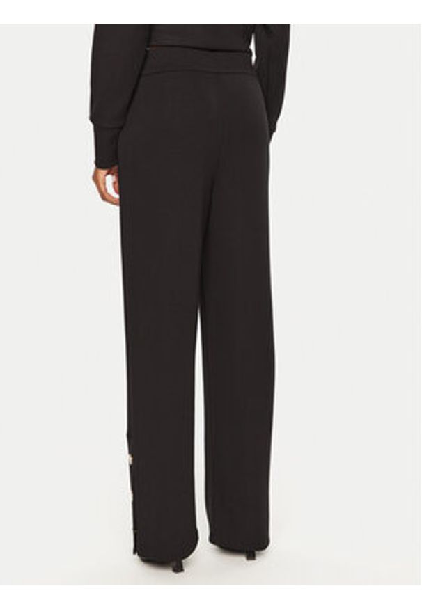 Armani Exchange Spodnie dresowe 6DYPGL YJEGZ 1200 Czarny Regular Fit. Kolor: czarny. Materiał: syntetyk, wiskoza