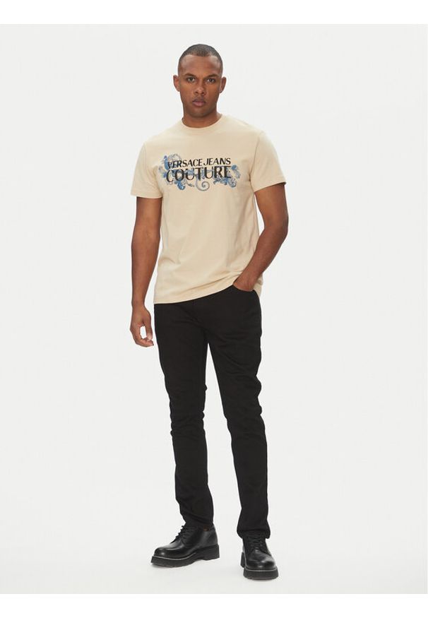 Versace Jeans Couture T-Shirt 78GAHC05 Beżowy Regular Fit. Kolor: beżowy. Materiał: bawełna