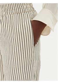 Fransa Spodnie materiałowe 20614576 Beżowy Relaxed Fit. Kolor: beżowy. Materiał: bawełna #4