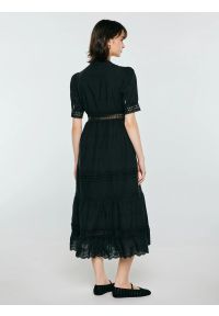 Big-Star - Sukienka damska midi z kwiatowym haftem czarna Aniela 906. Kolor: czarny. Materiał: bawełna, tkanina, koronka. Długość rękawa: krótki rękaw. Wzór: kwiaty, haft. Styl: klasyczny, elegancki. Długość: midi #7