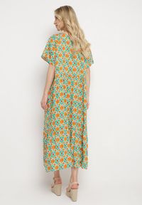 Born2be - Zielono-Pomarańczowa Sukienka Rozkloszowana z Mozaikowym Wzorem z Wiskozy Kaliane. Kolor: brązowy. Materiał: wiskoza. Sezon: lato #3