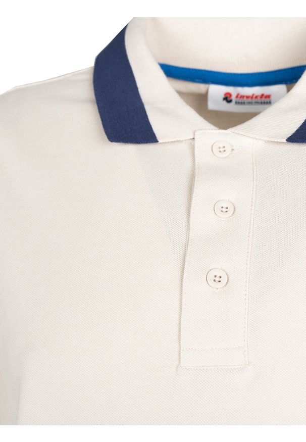 Invicta Koszulka Polo | 4452240 | Mężczyzna | Beżowy. Okazja: na co dzień. Typ kołnierza: polo. Kolor: beżowy. Materiał: bawełna. Długość rękawa: krótki rękaw. Wzór: aplikacja. Styl: klasyczny, casual