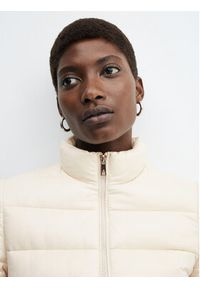 mango - Mango Kurtka puchowa Blandi 67030642 Écru Regular Fit. Materiał: syntetyk #5