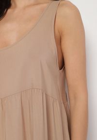 Born2be - Beżowa Sukienka a Rozkloszowana Sukienka na Ramiączkach z Falbanami Criselles. Okazja: na spacer, na plażę. Typ kołnierza: kołnierz z falbankami. Kolor: beżowy. Materiał: bawełna. Długość rękawa: na ramiączkach. Sezon: lato. Styl: elegancki #6