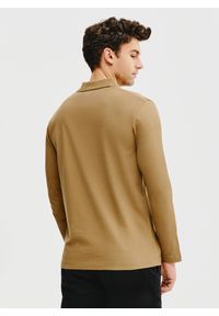 Pako Lorente - PAKO LORENTE – Oliwkowe polo longsleeve. Okazja: na co dzień. Typ kołnierza: polo. Kolor: oliwkowy, czarny, niebieski. Materiał: bawełna, elastan. Długość rękawa: długi rękaw. Długość: długie. Styl: casual #6