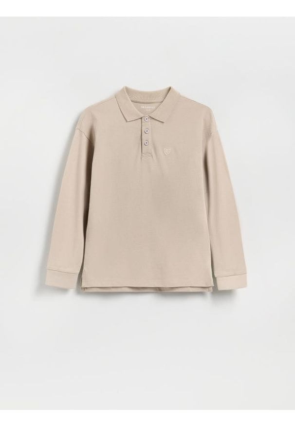 Reserved - Bawełniany longsleeve polo - beżowy. Typ kołnierza: polo. Kolor: beżowy. Materiał: bawełna. Długość rękawa: długi rękaw