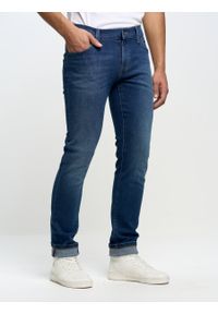 Big-Star - Spodnie jeans męskie dopasowane Martin 553. Okazja: na co dzień. Kolor: niebieski. Styl: klasyczny, casual, elegancki